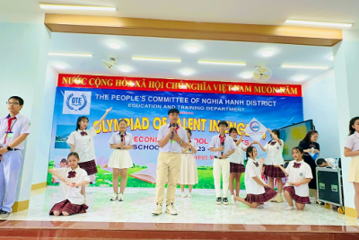 Dự trao giải cuộc thi olympic tài năng tiếng Anh cấp huyện, năm học 2023-2024