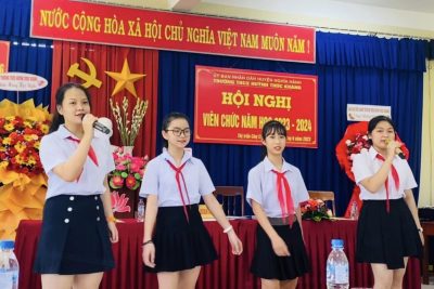 TRƯỜNG THCS HUỲNH THÚC KHÁNG TỔ CHỨC HỘI NGHỊ VIÊN CHỨC 2023 – 2024